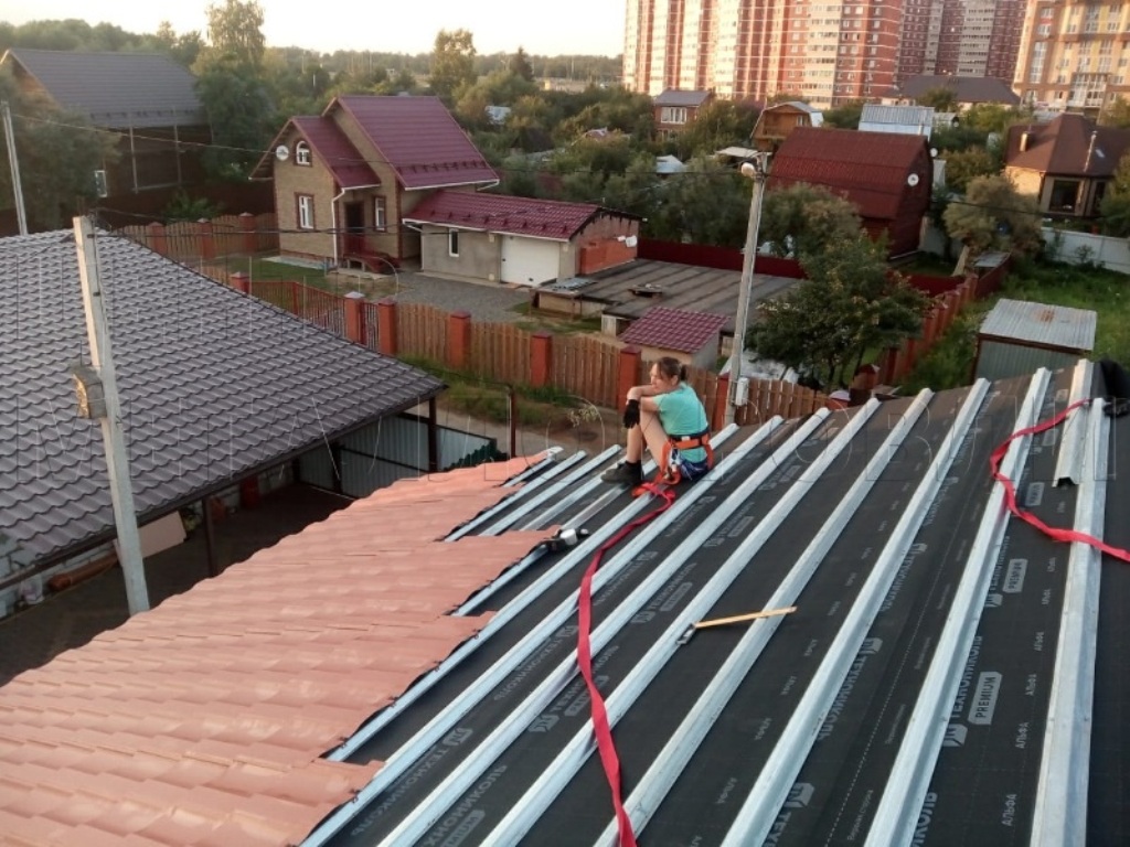 Металлочерепица Геркулес 8004 терракотовый Стальной Бархат от Центра Металлокровли в России